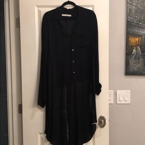 Stillwater Botton up Blouse long in back
